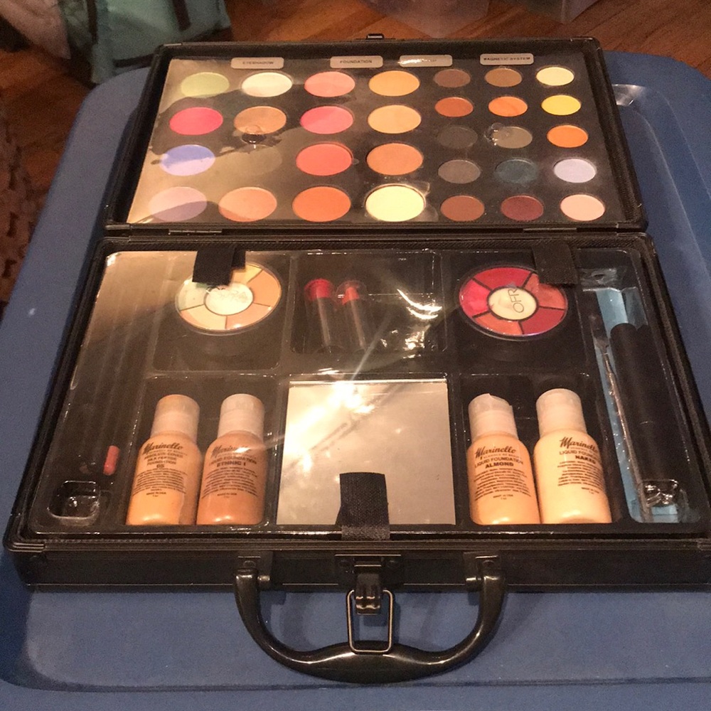 Marinello Student Make up kit
